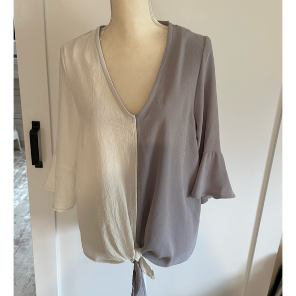 Blouse - Picture 1 of 5